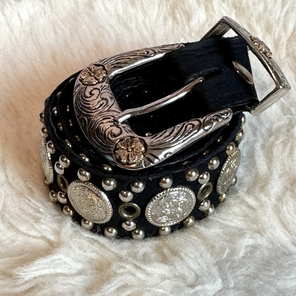 Vintage Sand Castle Belt - Picture 1 of 13